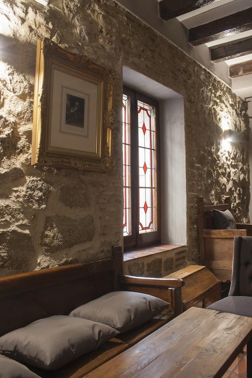 Palacio De Monjaraz 2*